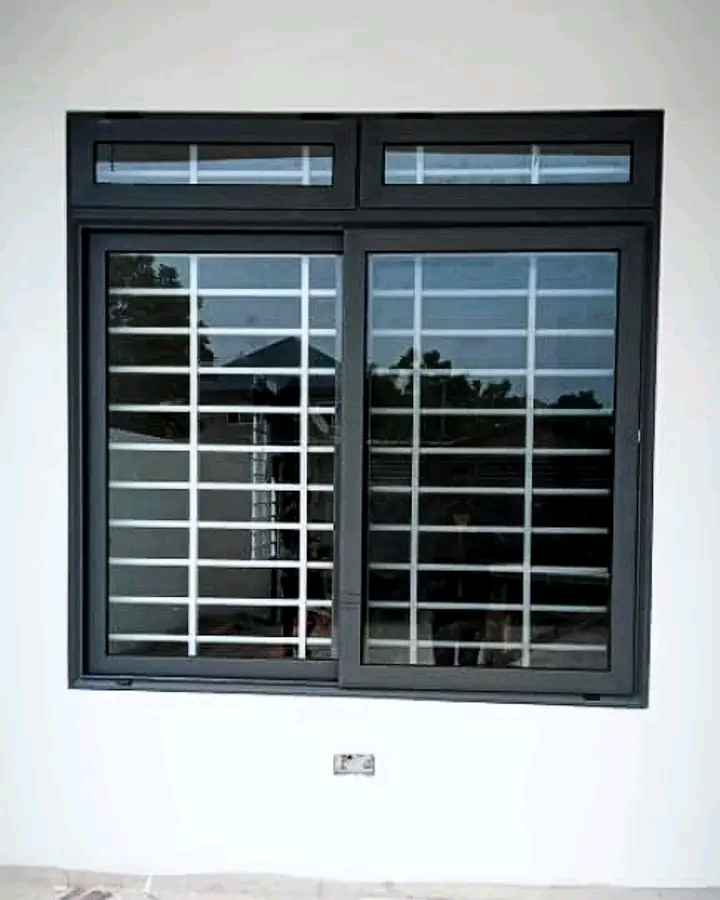 1000960427